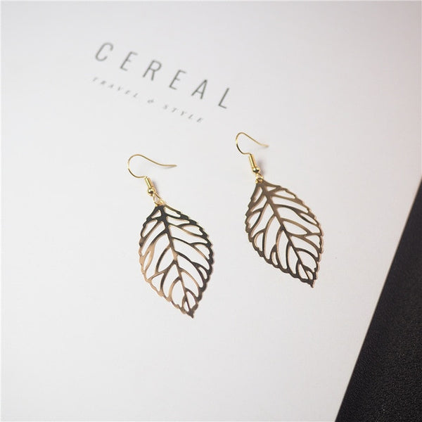 European and American jewelry leaf clavicle chain brand temperament personality fashion simple circle bar Necklace woman